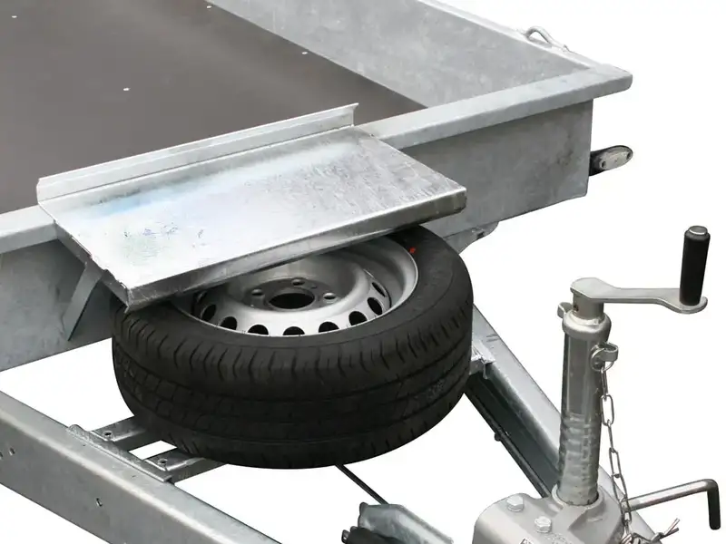 Retractable jockey wheel and drawbar detail